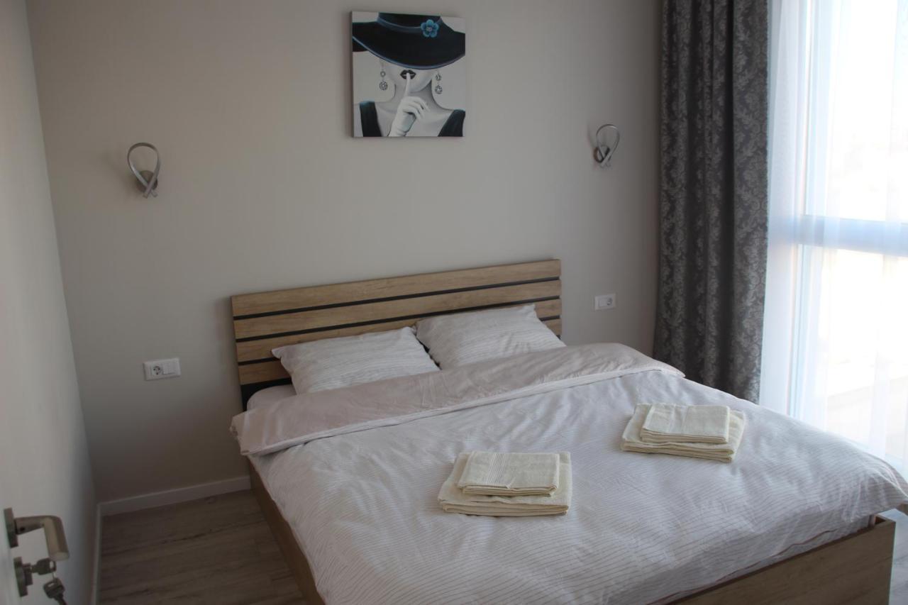Lowcost Tryp Apartamento Oradea Exterior foto